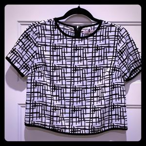 Forever 21 Contemporary black and white top